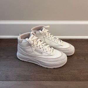 Women's Reebok Club C Geo Mid Shoes